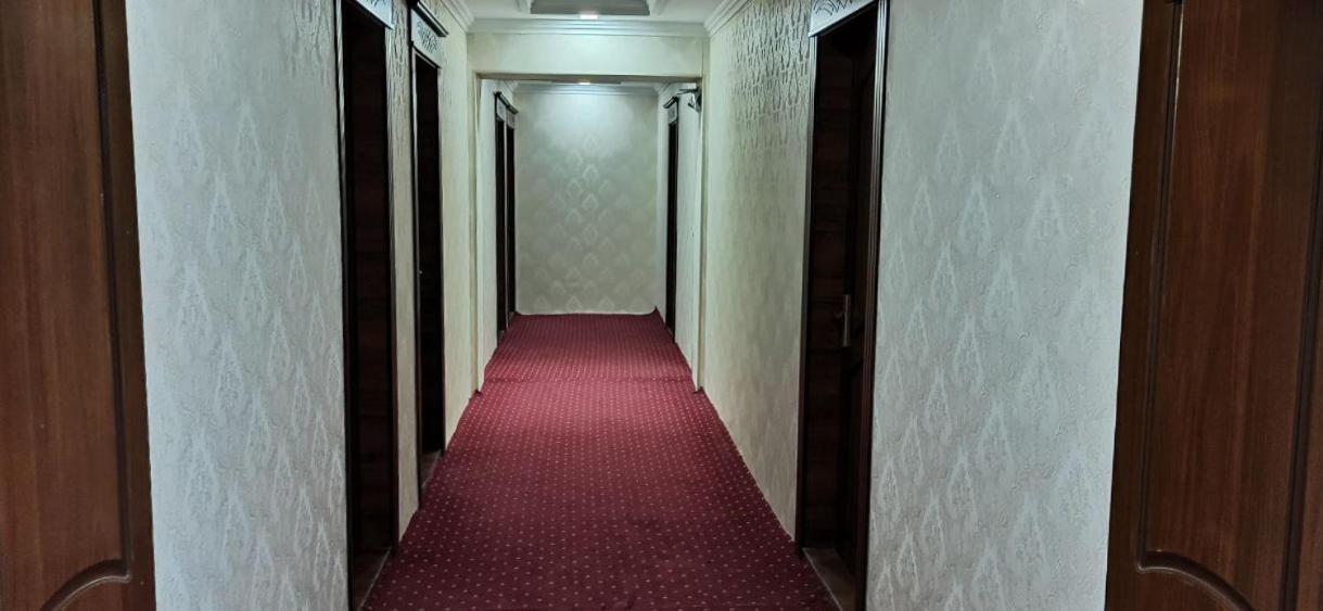 Reikartz Urgench Hotel Екстериор снимка