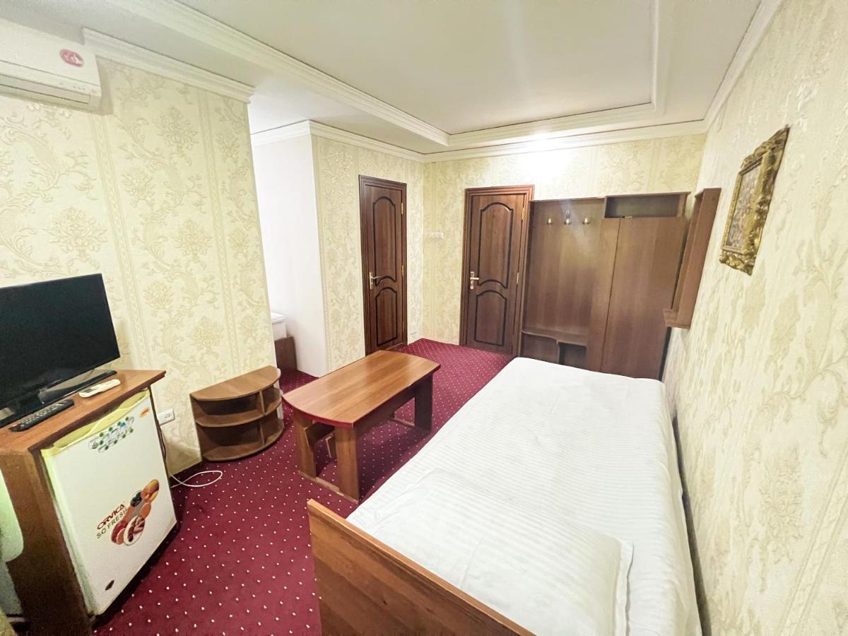 Reikartz Urgench Hotel Екстериор снимка